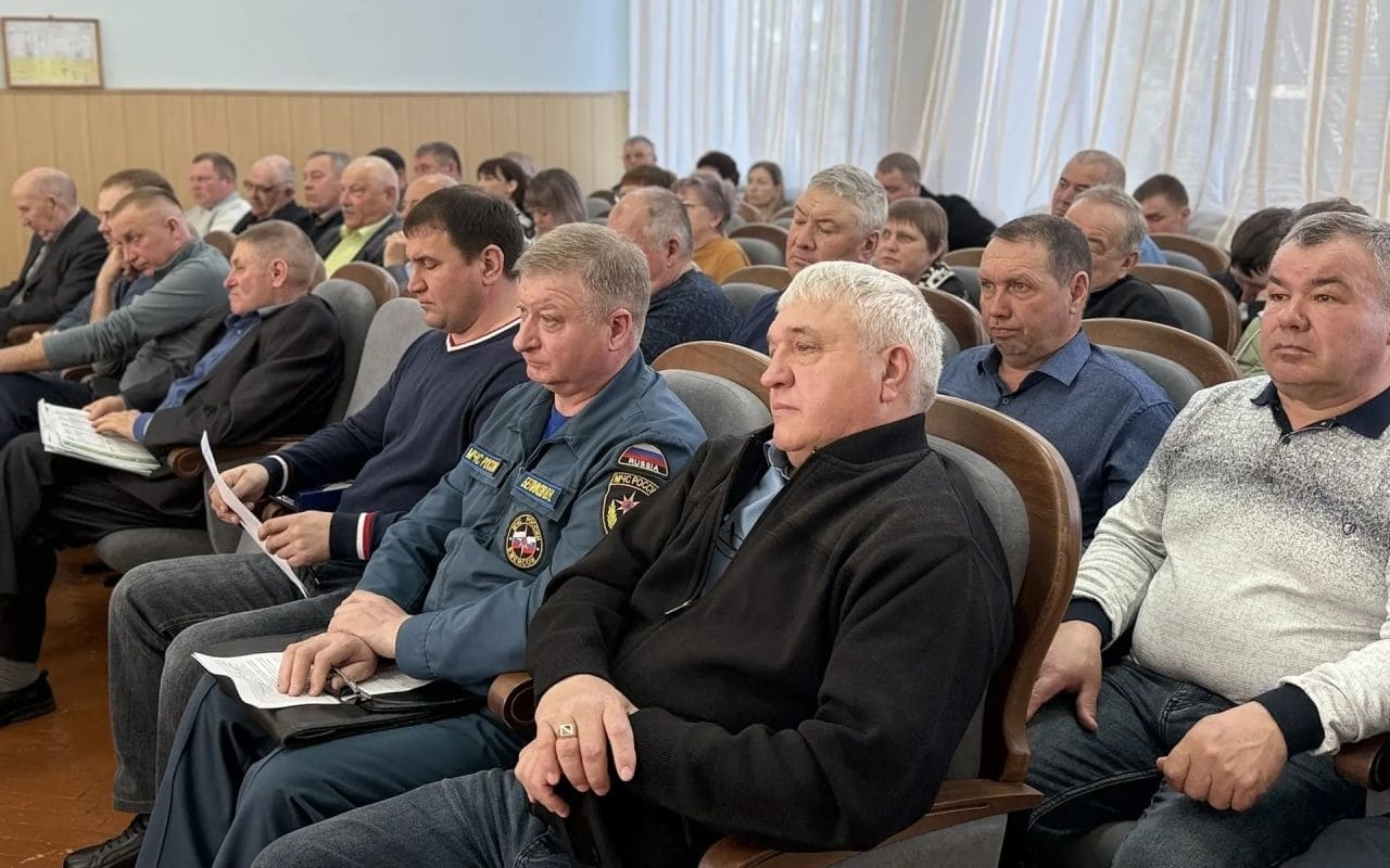 В Матвеевском районе обсудили готовность к проведению весенне-полевых работ