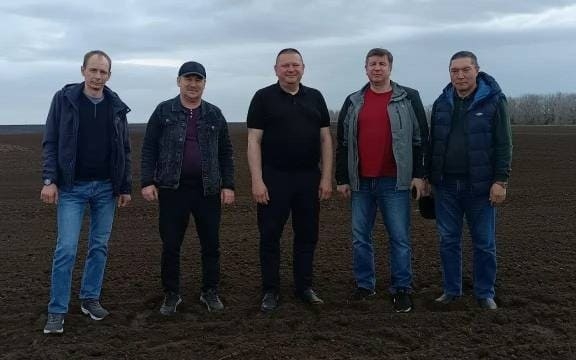 В Курманаевском районе приступили к весенне-полевым работам